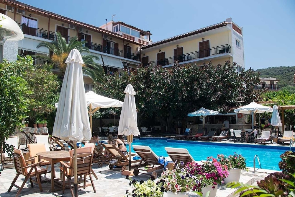 

Milano - Samos, Isole Greche - Aegeon
