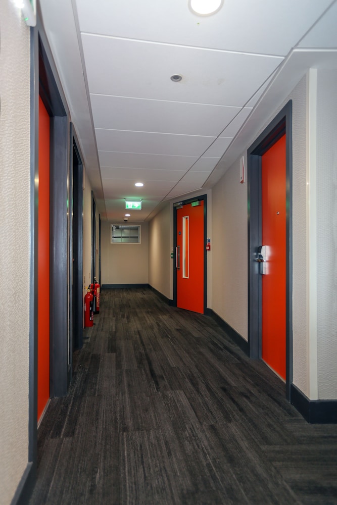 

Venezia - Liverpool - easyHotel Liverpool