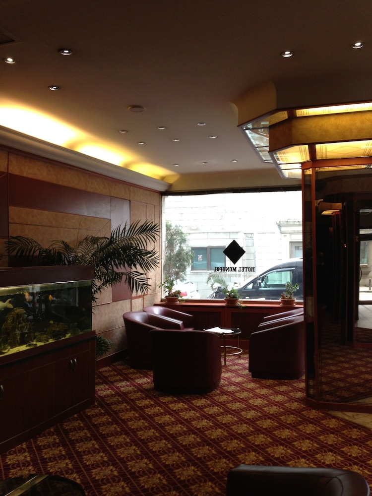 

Bari - Beyoğlu - Hotel Monopol
