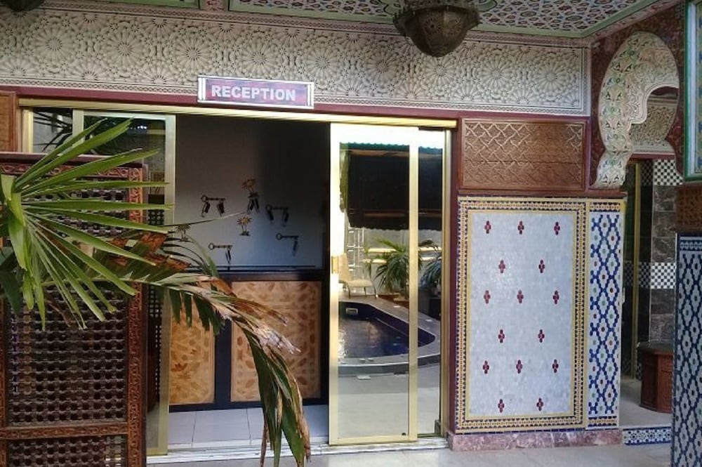 

Roma - Dakar, Senegal - Hotel Cabourg