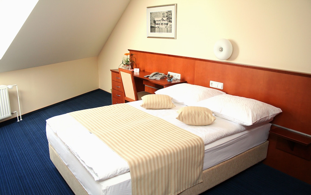 

Palermo - Laško - Hotel Špica Laško