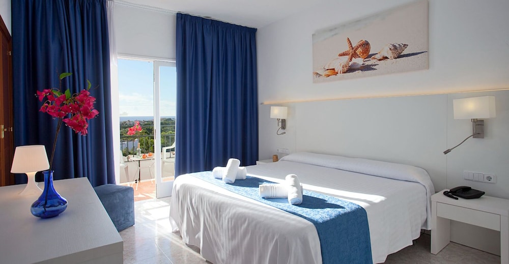 

Brindisi - Calas de Mallorca - Hotel Cala Murada