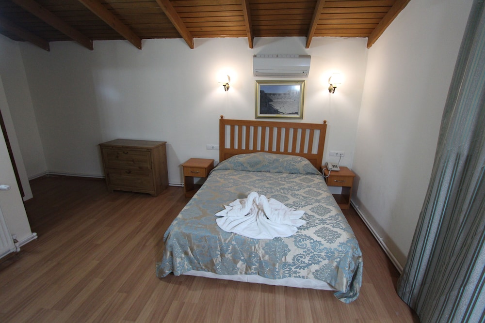 

Roma - Selçuk - Hotel Ave Maria