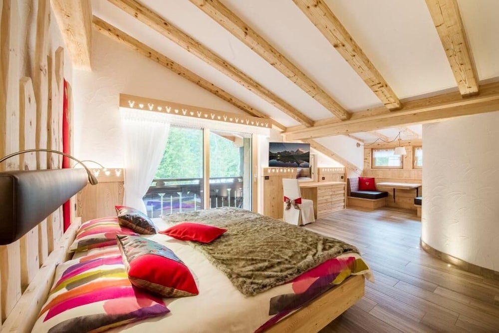 

Roma - Selva di Val Gardena - Chalet Pineta relax location