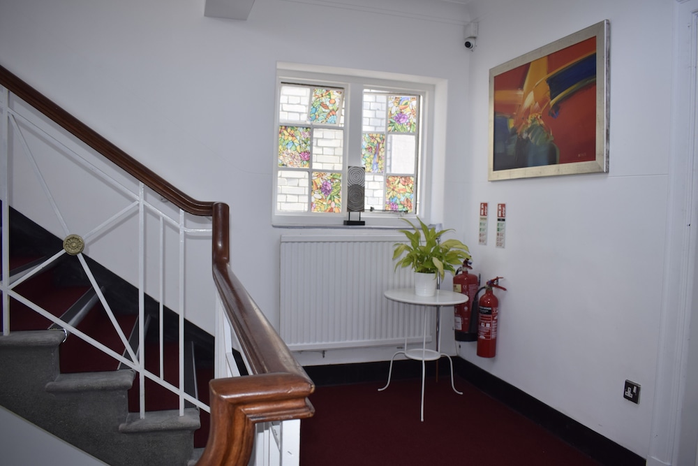 

Venezia - Dagenham - The Bank Hotel