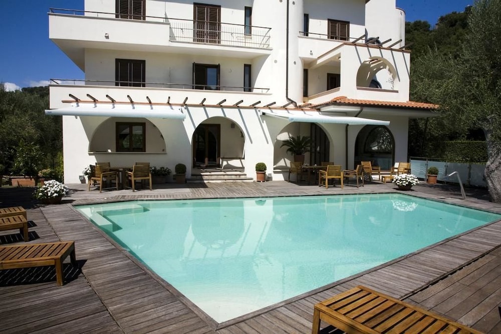 

Milano - Villammare - Hotel Le Piane