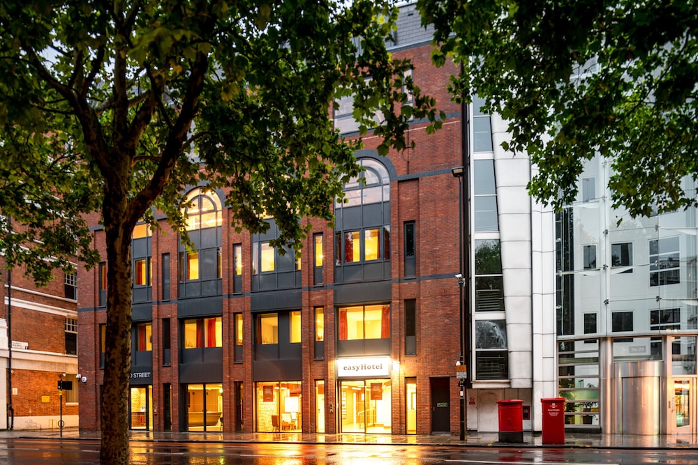

Napoli - Londra - easyHotel London City Shoreditch