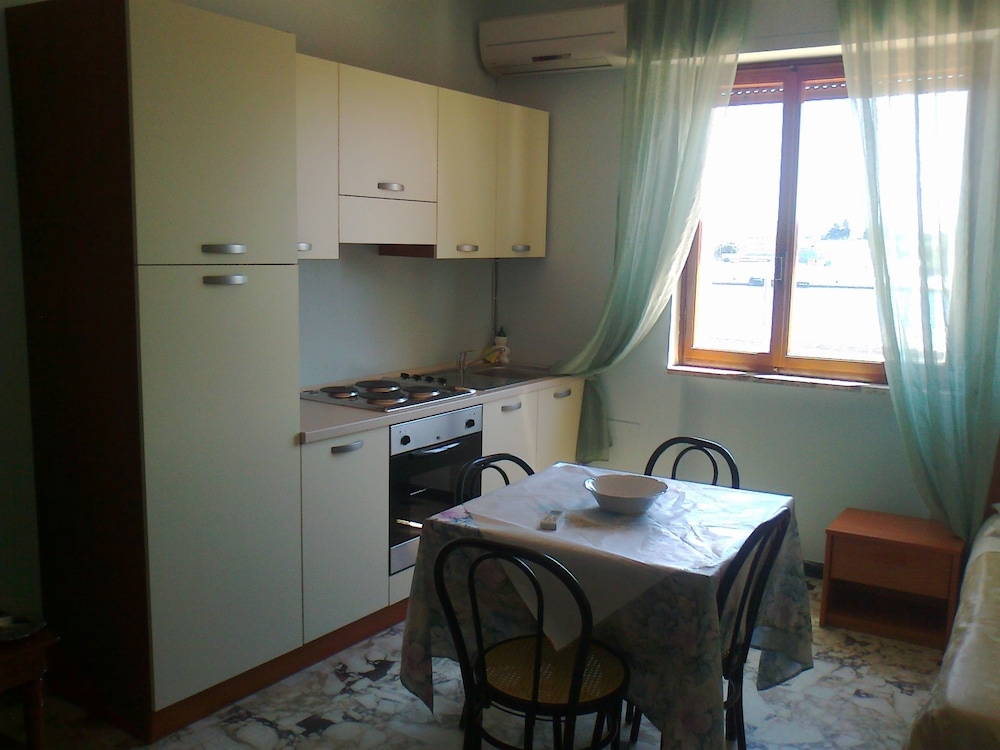 

Roma - Brindisi - Hotel L'Approdo