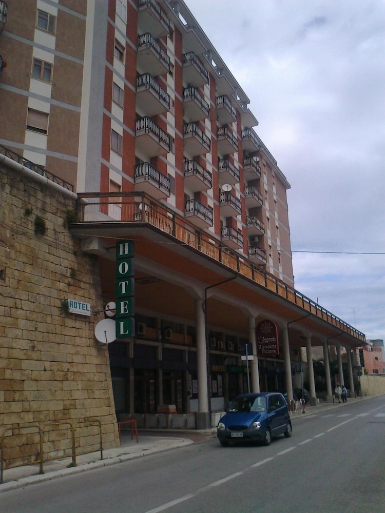 

Bari - Brindisi - Hotel L'Approdo