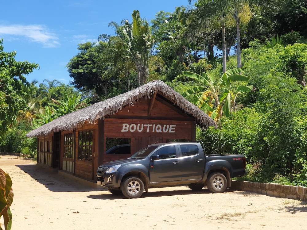 

Napoli - Nosy Be - Anjiamarango Beach Resort