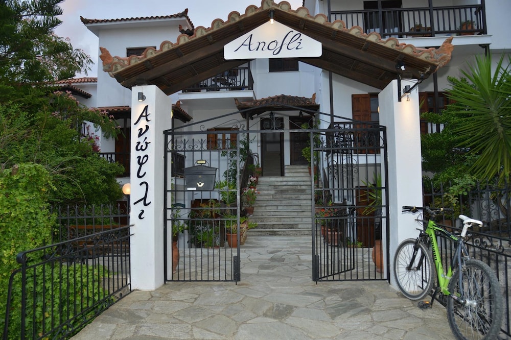 

Torino - Skopelos - Anofli Suites