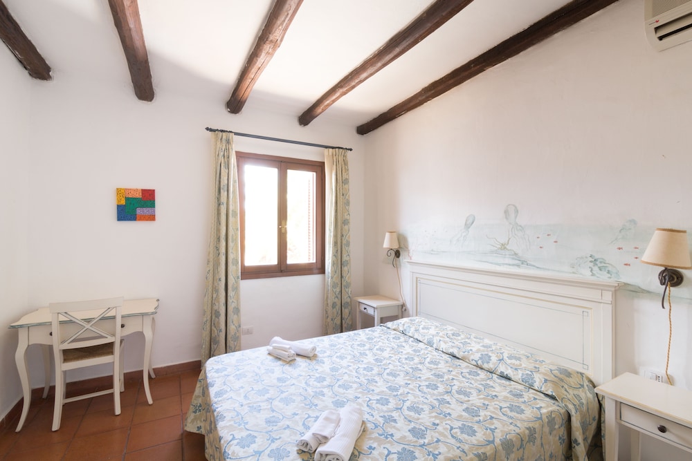 

Bari - Porto San Paolo - White Sand Residence