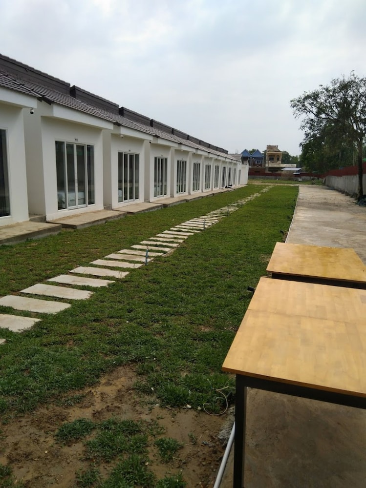 

Milano - Kâmpóng Saôm - MStay Resort