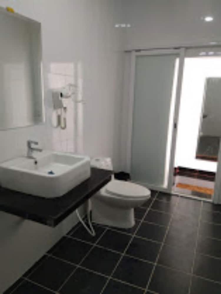 

Napoli - Sihanoukville - MStay Resort