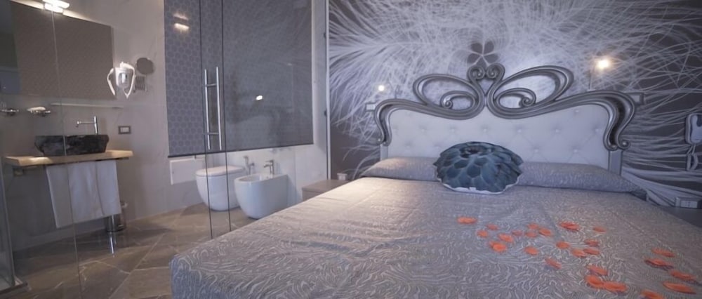 

Milano - Torre Lapillo - Hotel Royal - Beauty & Spa