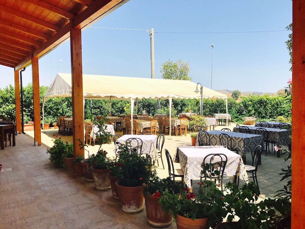 

Roma - Isola di Capo Rizzuto - Hotel Ristorante La Decanata