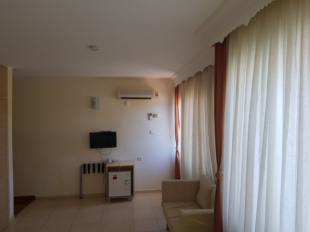 

Roma - Fethiye - Malhun Hotel