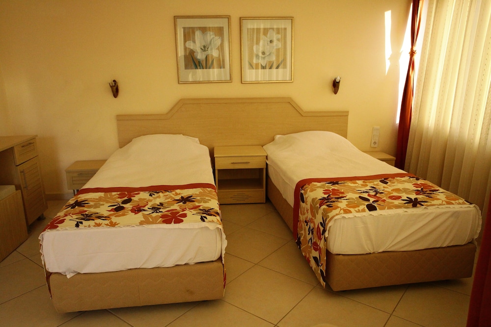 

Milano - Fethiye - Malhun Hotel