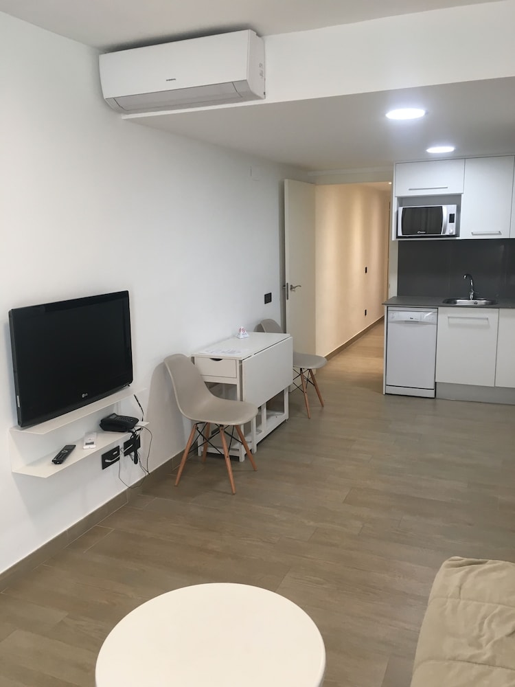 

Milano - Tarragona - Hotel Raval de la Mar