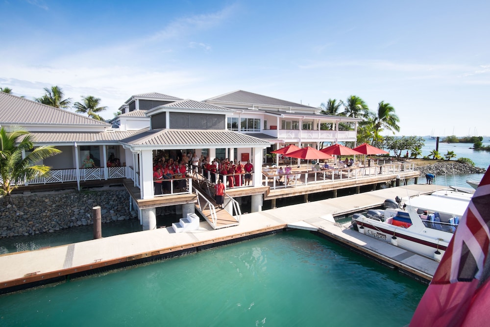 

Venezia - Malolo - Musket Cove Island Resort & Marina