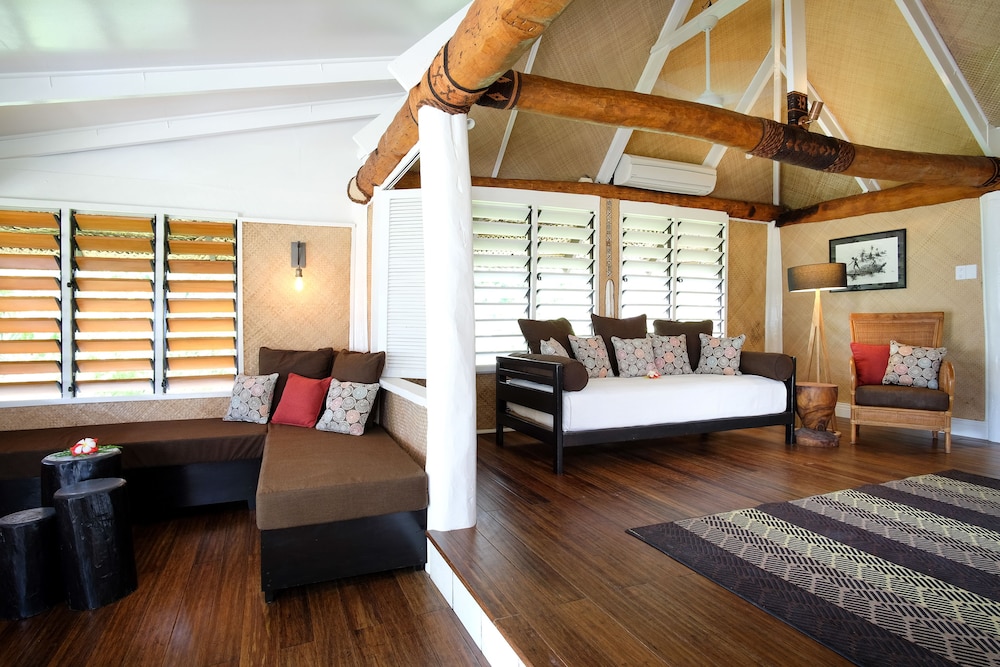 

Venezia - Malolo - Musket Cove Island Resort & Marina