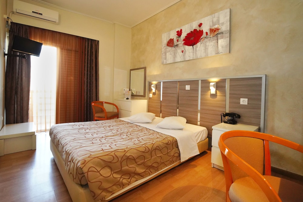 

Genova - Atene - Socrates Hotel