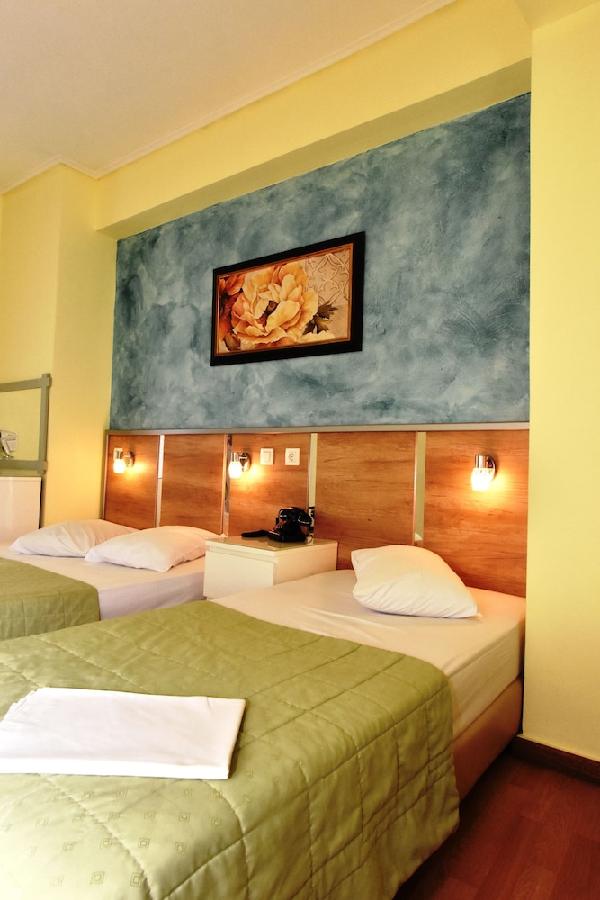 

Bologna - Atene - Socrates Hotel