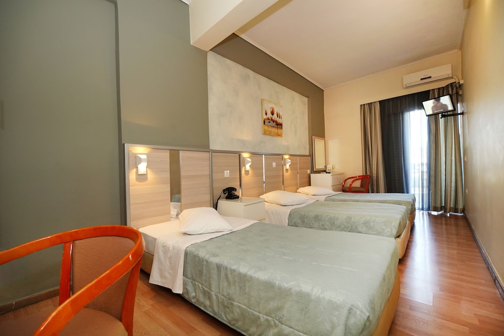 

Roma - Pireo - Socrates Hotel