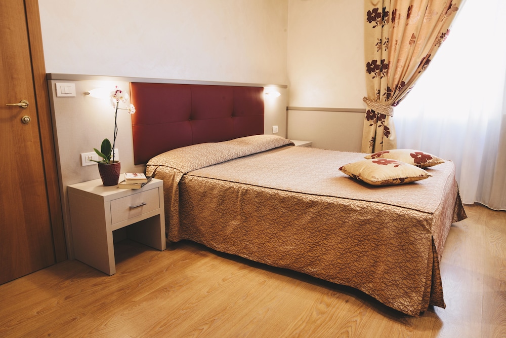

Roma - La Spezia - Hotel Corallo