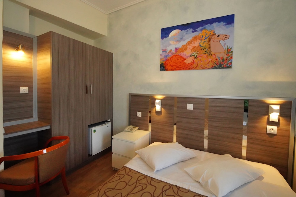 

Roma - Pireo - Hotel Socrates