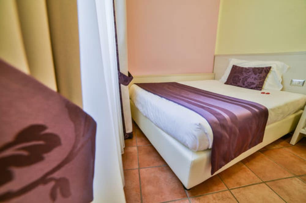 

Lamezia Terme - Firenze - Hotel Bella Firenze