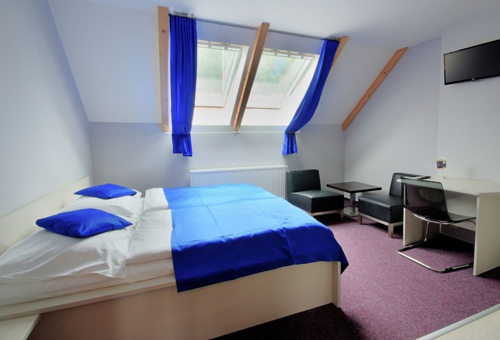 

Cagliari - Praga - Adeba Hotel