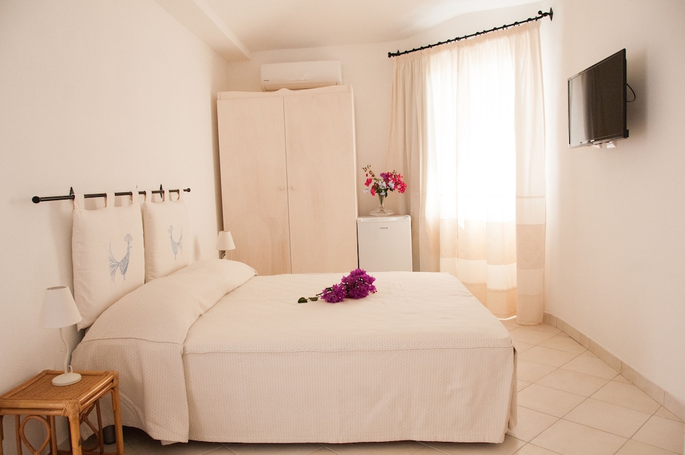 

Venezia - Capo Testa - Santa Teresa di Gallura - Meta Hotel