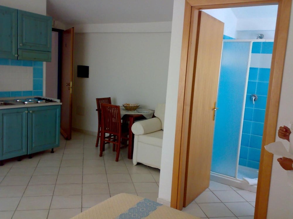 

Catania - Capo Testa - Santa Teresa di Gallura - Meta Hotel