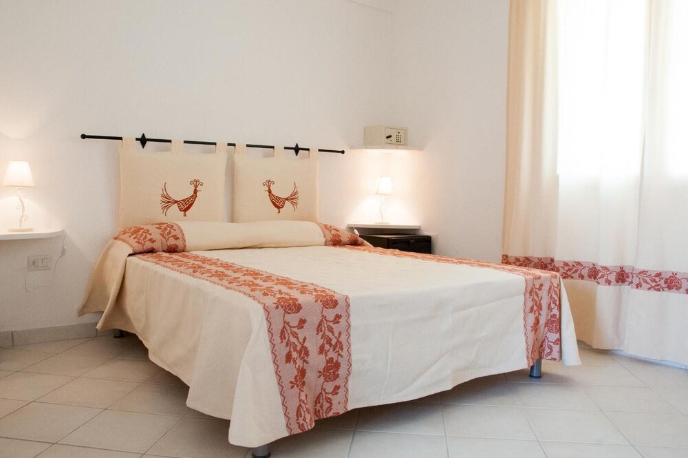 

Catania - Capo Testa - Santa Teresa di Gallura - Meta Hotel