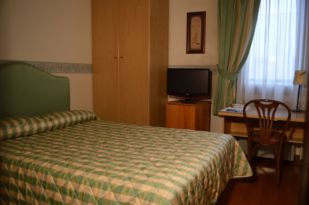 

Roma - Padova - Hotel Sagittario