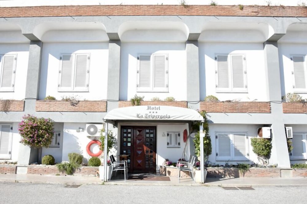 

Venezia - Pozzuoli - Hotel La Tripergola