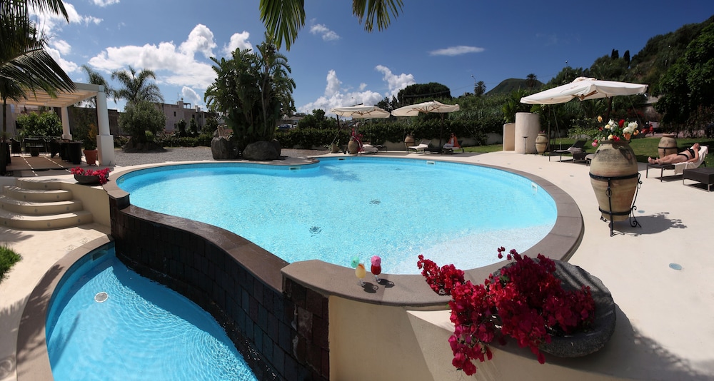 

Verona - Isole Eolie, Sicilia - Residence Hotel La Giara