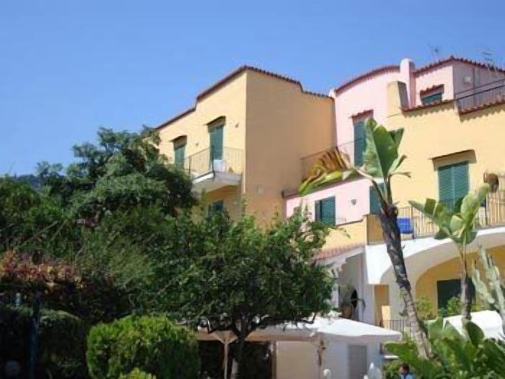 

Milano - Sant'Angelo D'Ischia - Hotel Royal Terme