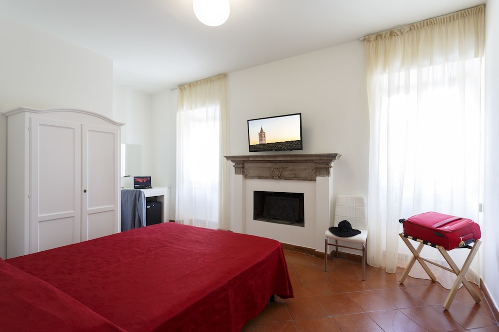 

Palermo - Assisi - Hotel Il Duomo
