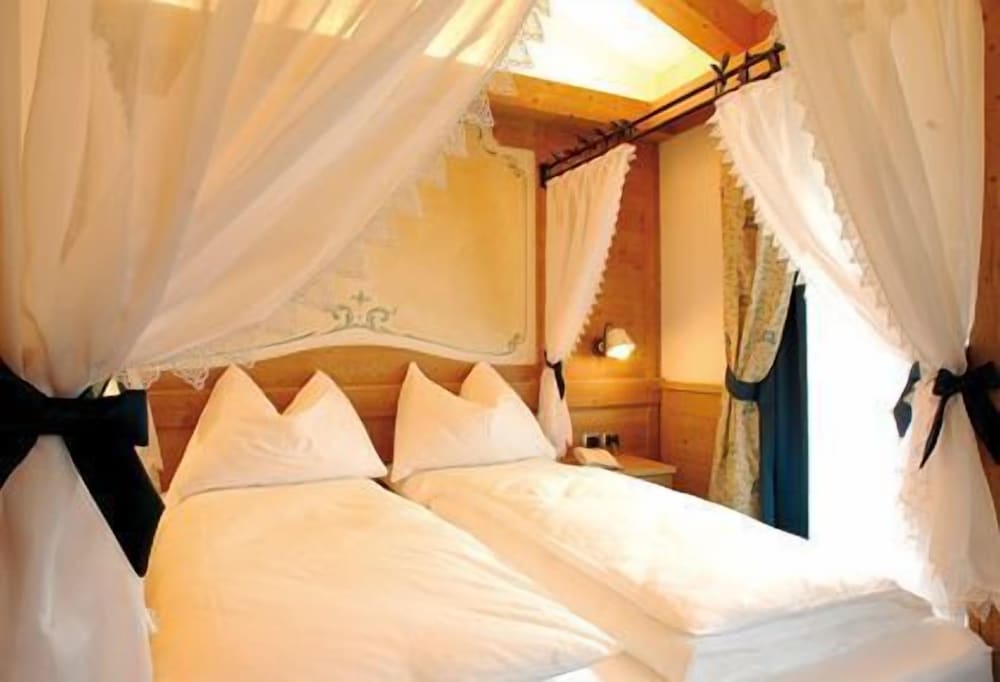 

Bologna - Folgarida - Nivis Hotel