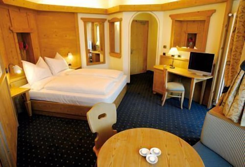 

Roma - Malè - Nivis Hotel