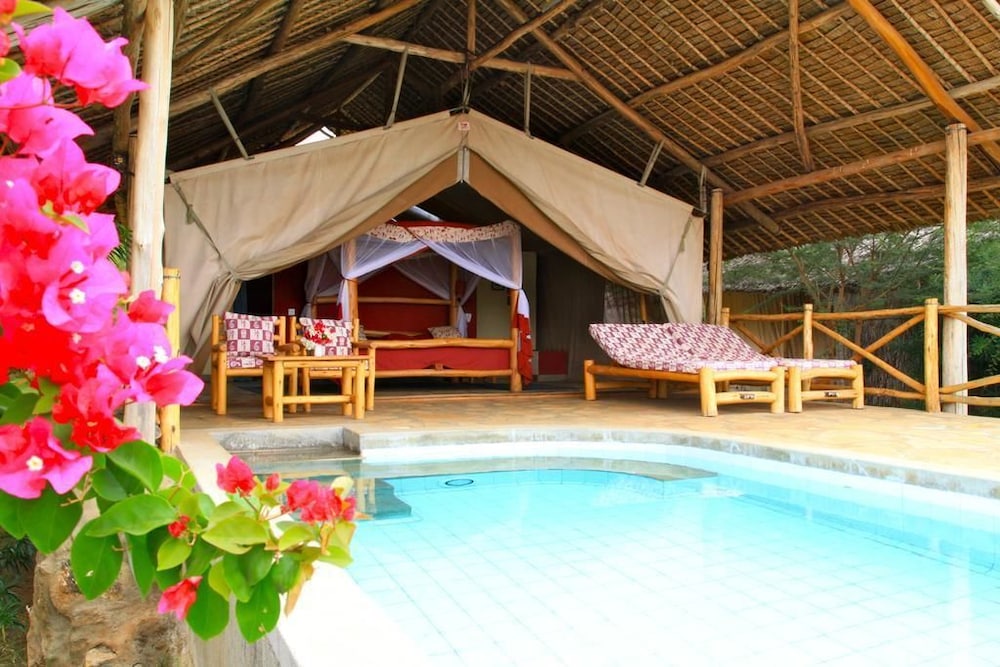 

Milano - Voi - Manyatta Camp