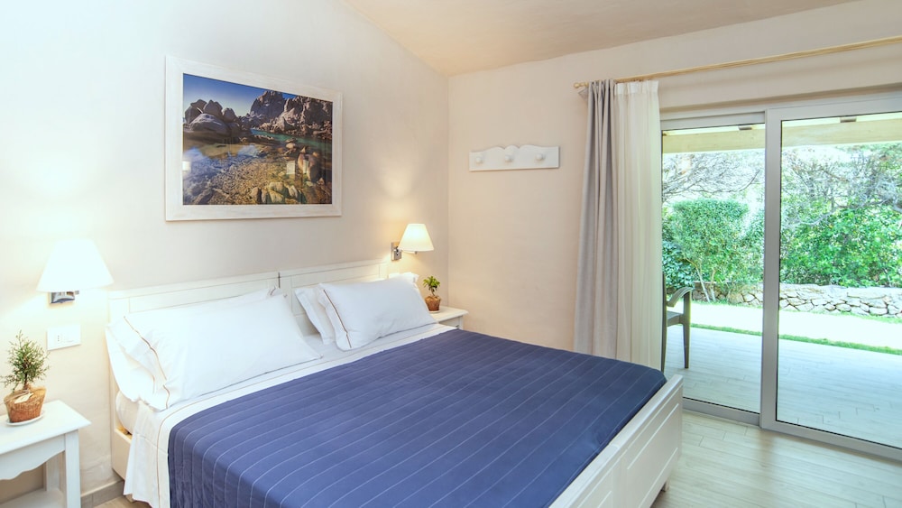 

Torino - Golfo Aranci - Hotel Nibaru