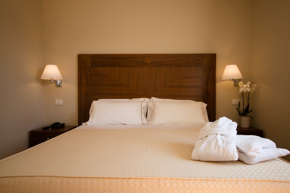 

Bologna - Golfo Marinella - Hotel Nibaru