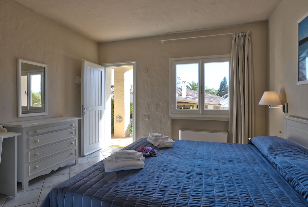

Firenze - Golfo Aranci - Hotel Nibaru
