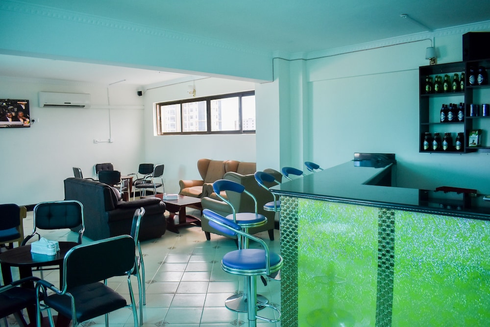 

Napoli - Kenya - costa di Mombasa, Oceano Indiano - Sheratton Regency Hotel