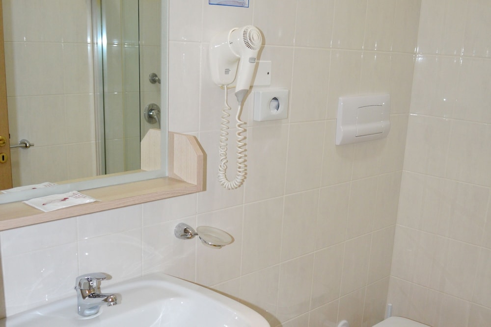 

Cagliari - Villafranca Tirrena - La Lanterna Hotel