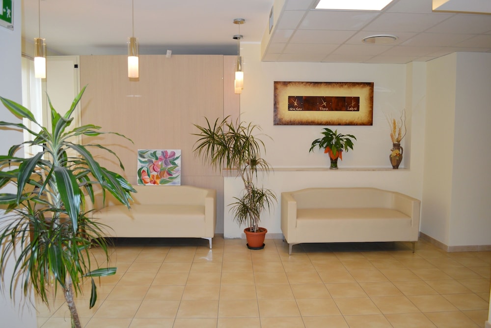 

Napoli - Villafranca Tirrena - La Lanterna Hotel