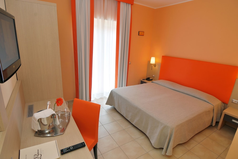 

Bologna - Villafranca Tirrena - La Lanterna Hotel